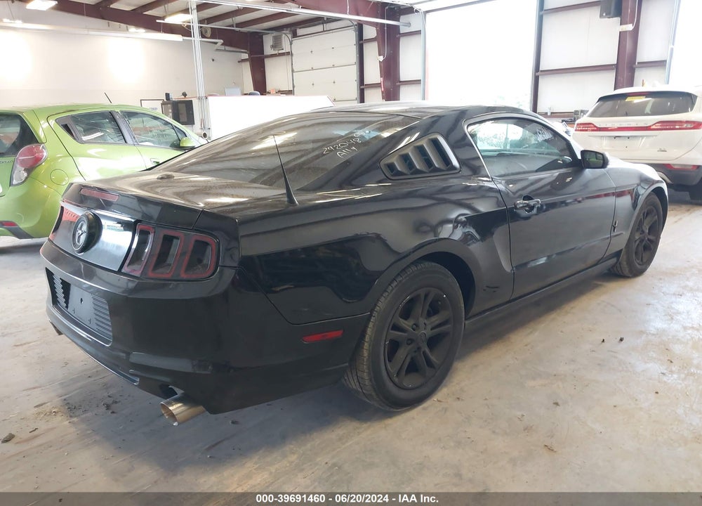 2014 FORD MUSTANG V6 PREMIUM VIN: 1ZVBP8AM0E5292048
