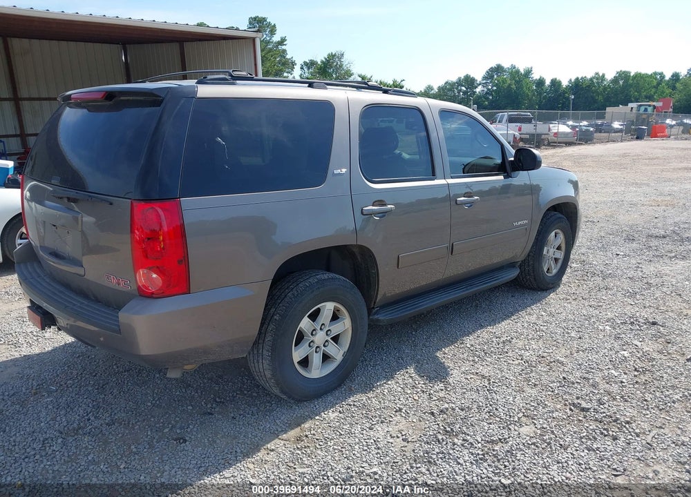 2014 GMC YUKON SLT VIN: 1GKS1CE00ER225316
