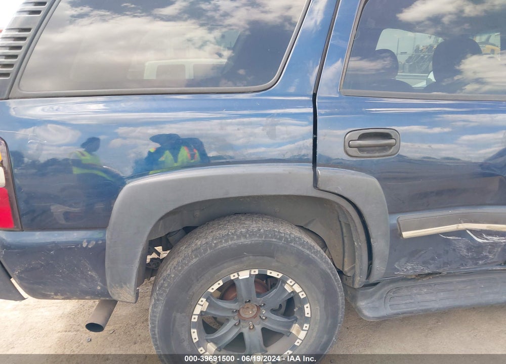 2004 CHEVROLET TAHOE LS VIN: 1GNEK13V74J214567