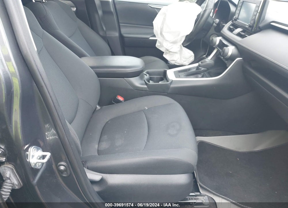 2020 TOYOTA RAV4 LE VIN: 2T3H1RFV2LW084085
