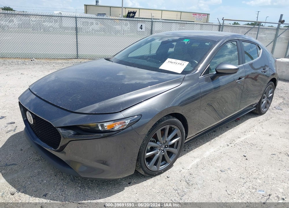 2019 MAZDA 3 PREFERRED PACKAGE VIN: JM1BPBMM1K1122750