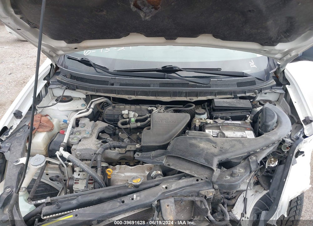 2011 NISSAN ROGUE S VIN: JN8AS5MV0BW260372