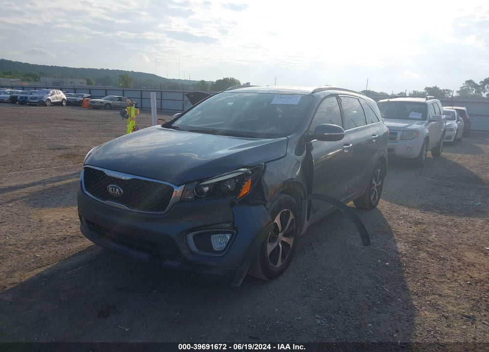 2016 KIA SORENTO 3.3L EX VIN: 5XYPH4A58GG008148