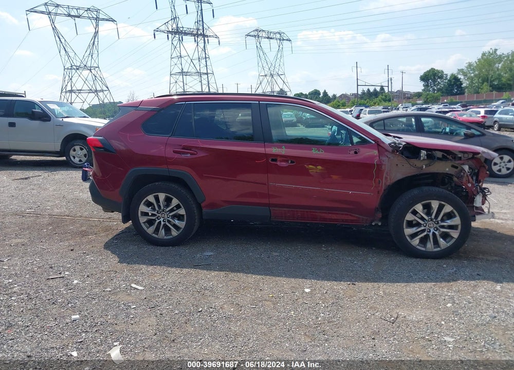2021 TOYOTA RAV4 XLE PREMIUM VIN: 2T3A1RFV2MW170192