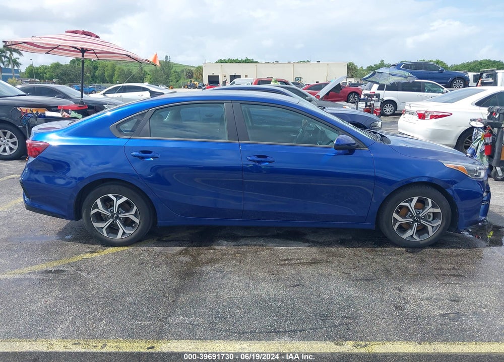 2021 KIA FORTE LXS VIN: 3KPF24AD7ME360196