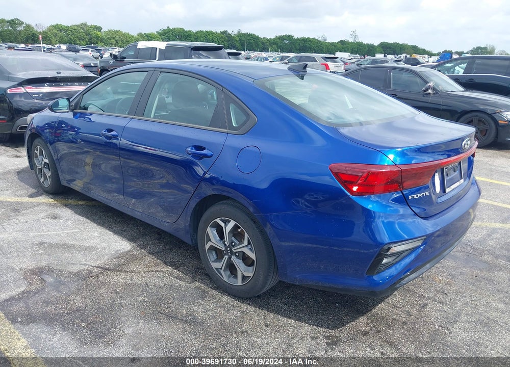 2021 KIA FORTE LXS VIN: 3KPF24AD7ME360196
