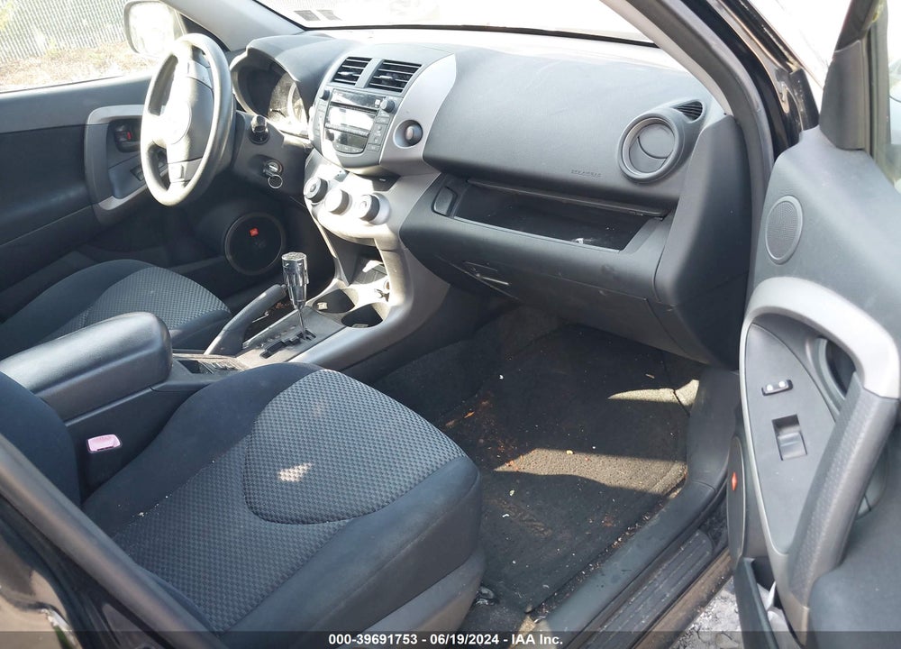 2008 TOYOTA RAV4 SPORT VIN: JTMBD32V186080392