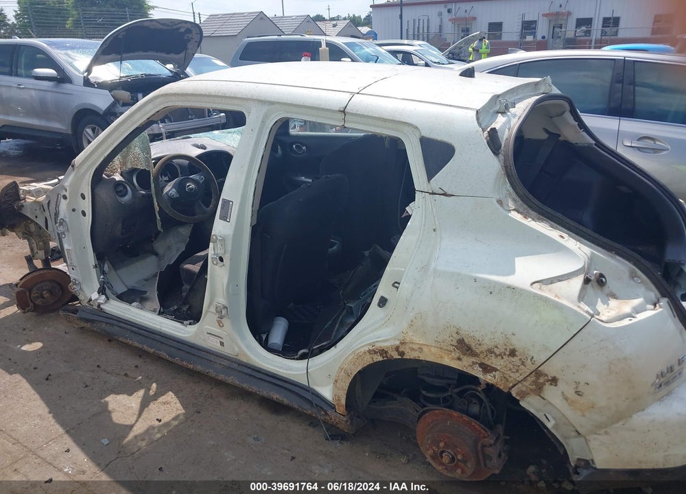 2011 NISSAN JUKE S/SV/SL VIN: JN8AF5MV5BT014360