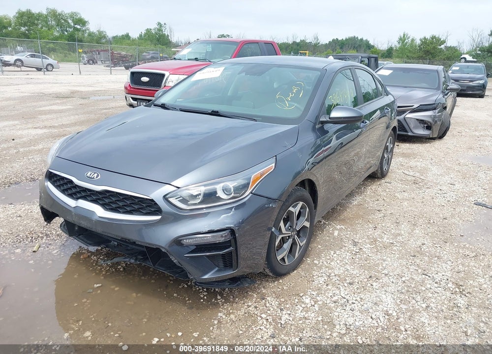 2019 KIA FORTE LXS VIN: 3KPF24AD1KE005845