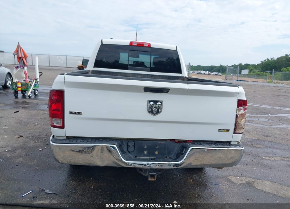 2016 RAM 1500 SLT VIN: 1C6RR6GG3GS299492