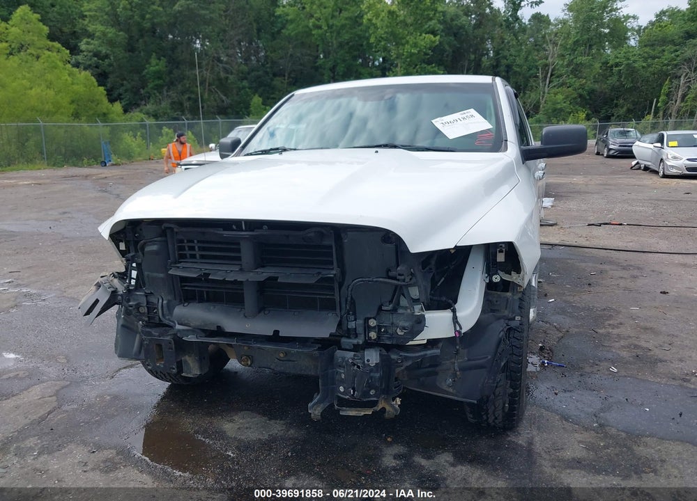 2016 RAM 1500 SLT VIN: 1C6RR6GG3GS299492