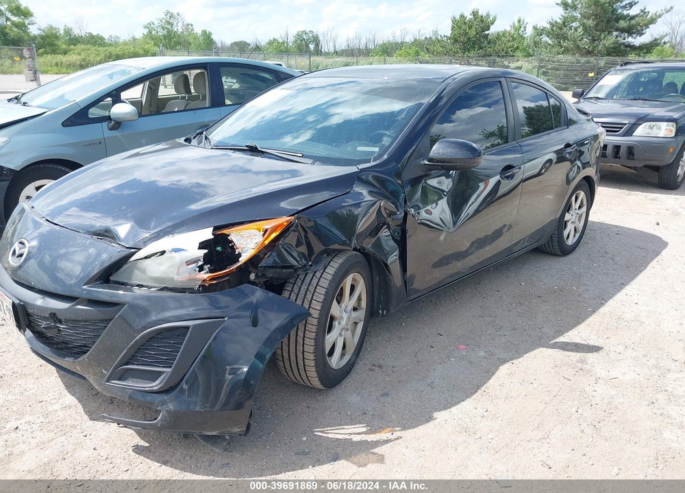 2011 MAZDA 3 I TOURING VIN: JM1BL1VF7B1358678