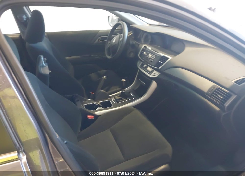 2013 HONDA ACCORD LX VIN: 1HGCR2E38DA056089