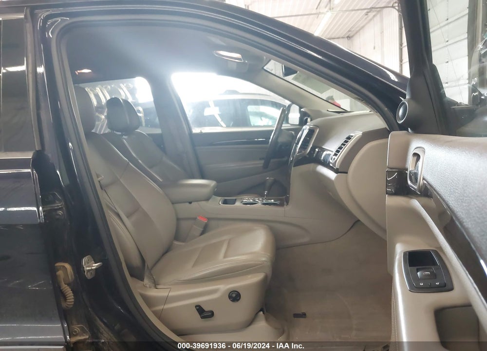 2011 JEEP GRAND CHEROKEE LAREDO VIN: 1J4RR4GG8BC523222