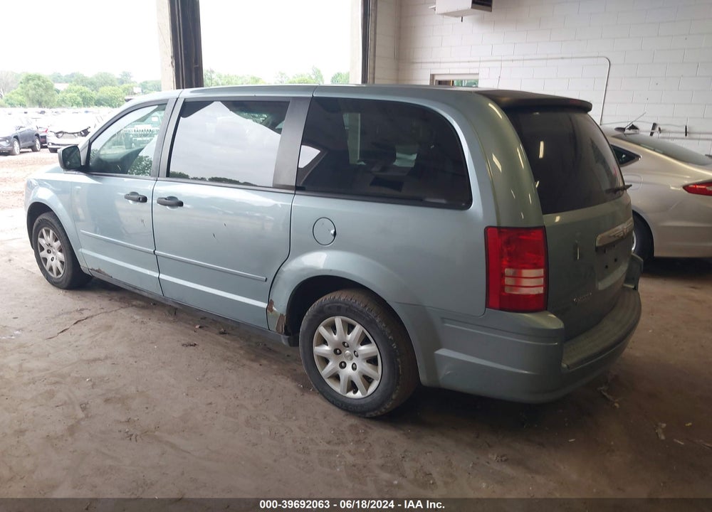 2008 CHRYSLER TOWN & COUNTRY LX VIN: 2A8HR44H98R820779