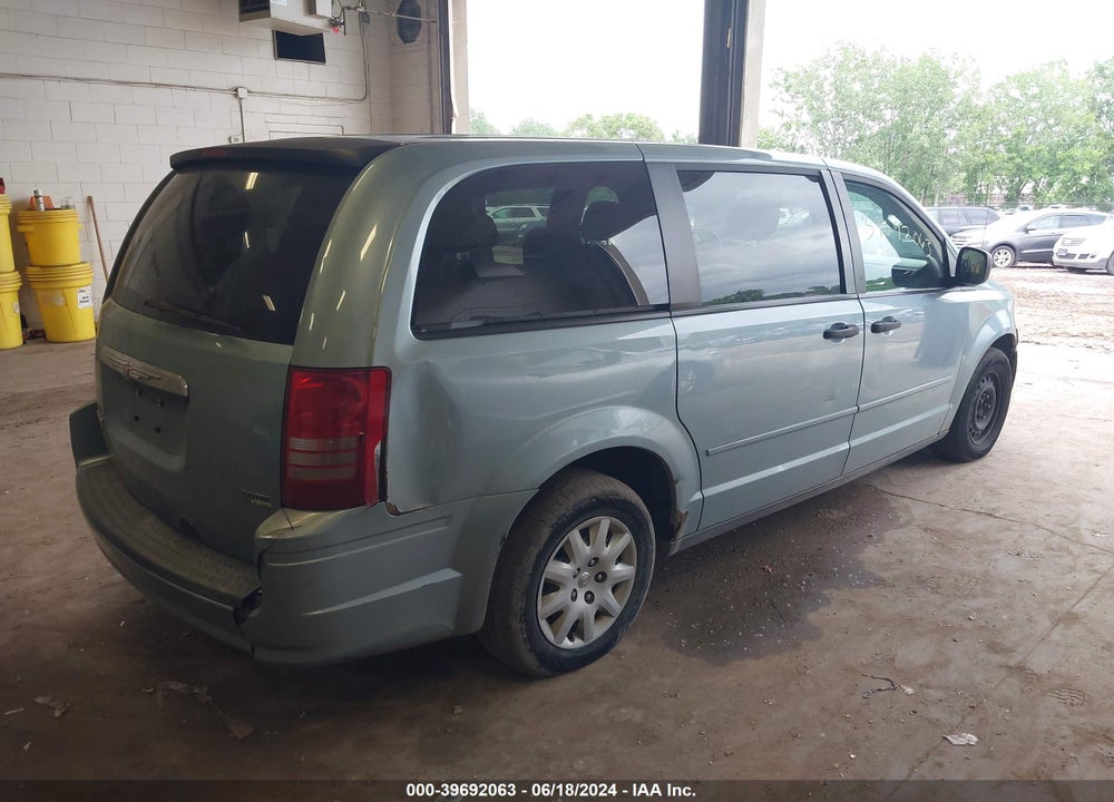 2008 CHRYSLER TOWN & COUNTRY LX VIN: 2A8HR44H98R820779