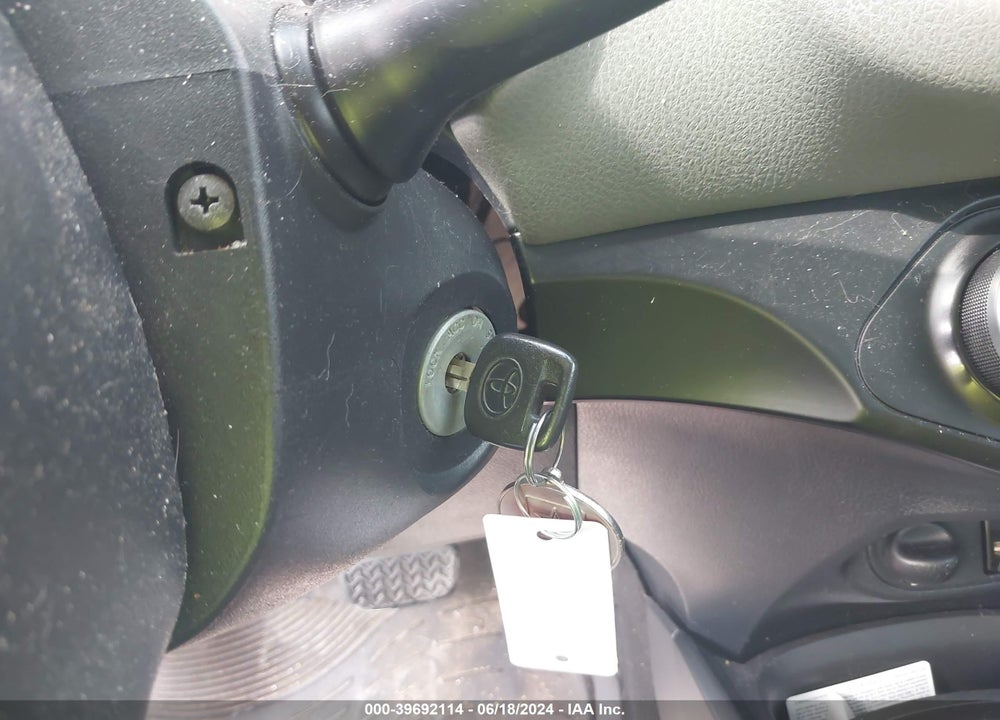 2018 TOYOTA YARIS L VIN: VNKKTUD30JA097618