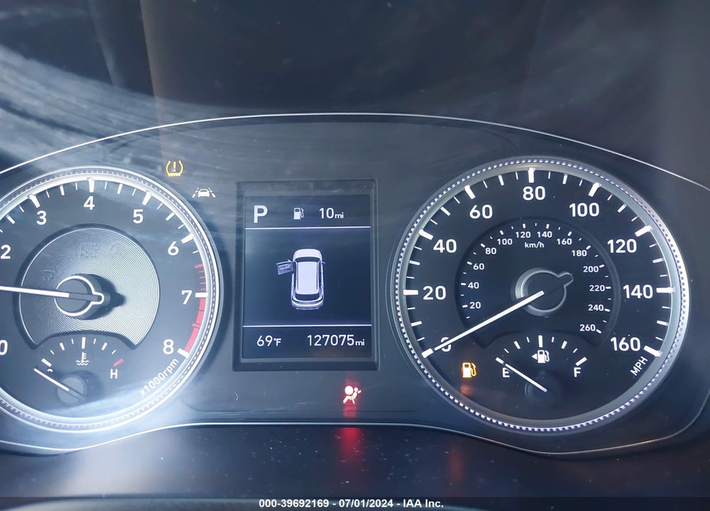 2019 HYUNDAI SANTA FE SE VIN: 5NMS23AD0KH084488