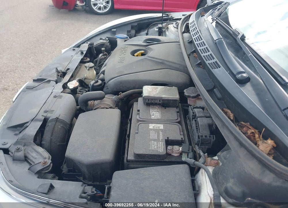 2015 HYUNDAI ELANTRA SE VIN: 5NPDH4AE8FH594795