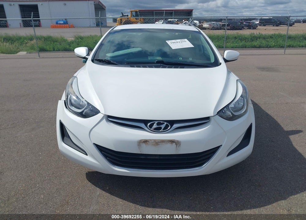 2015 HYUNDAI ELANTRA SE VIN: 5NPDH4AE8FH594795