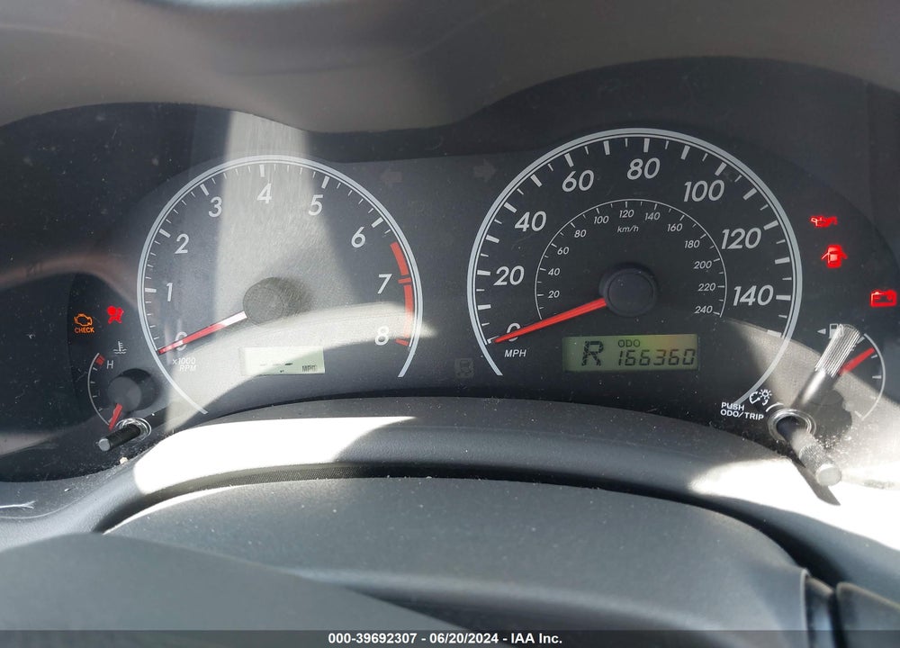 2010 TOYOTA COROLLA LE VIN: 2T1BU4EE6AC520171