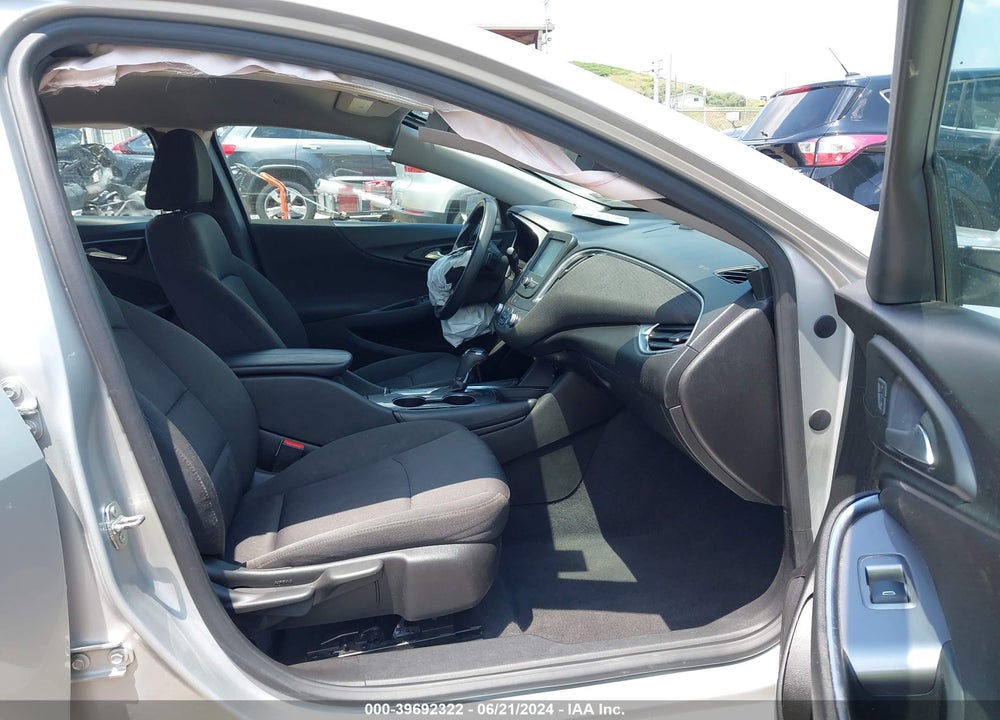 2018 CHEVROLET MALIBU LT VIN: 1G1ZD5STXJF270103