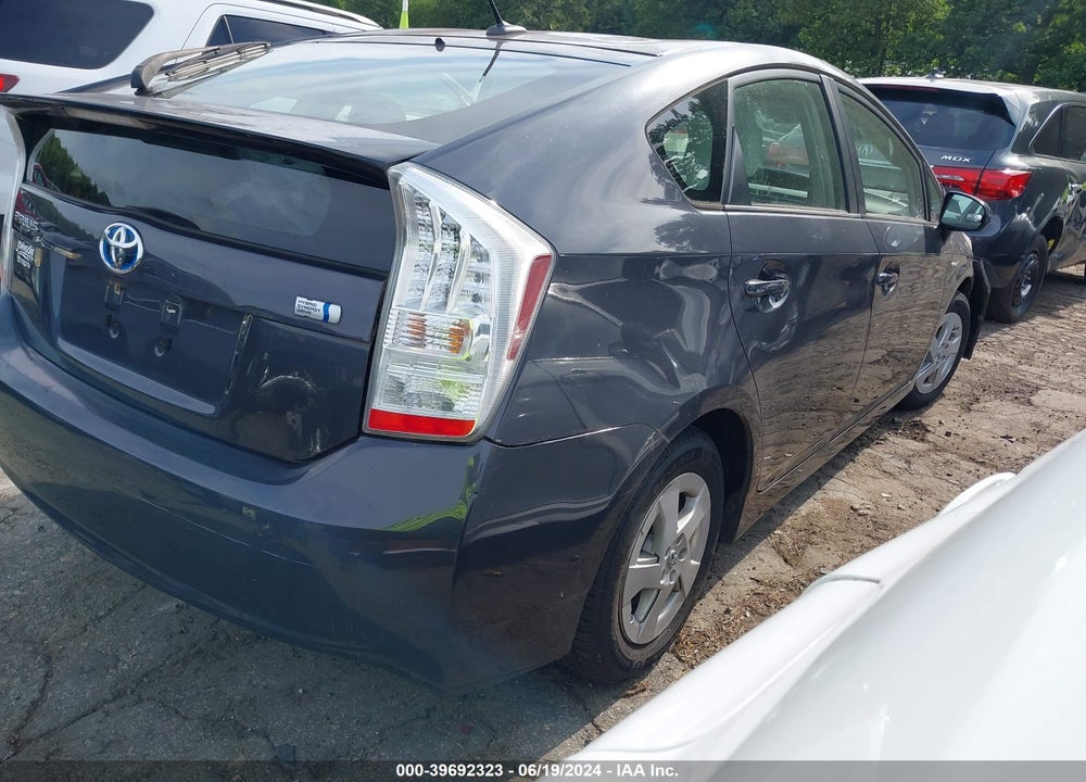 2011 TOYOTA PRIUS TWO VIN: JTDKN3DUXB5346569