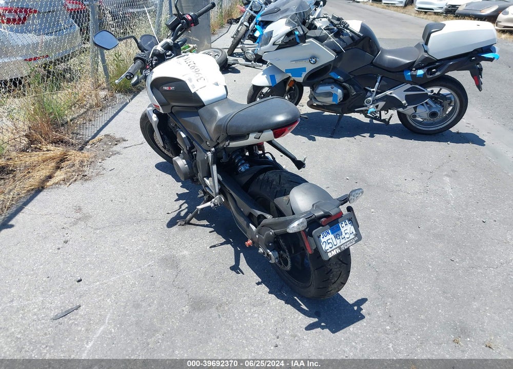 2022 TRIUMPH MOTORCYCLE TRIDENT 660 VIN: SMTL10UL7NTAZ6024