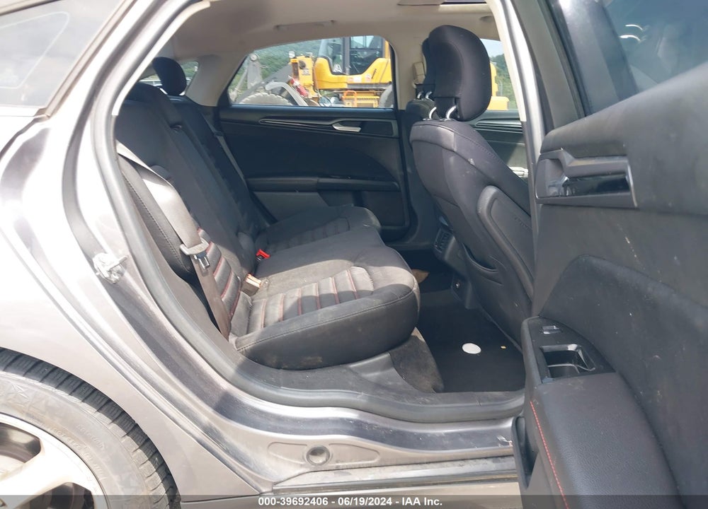 2013 FORD FUSION SE VIN: 3FA6P0HR3DR295180