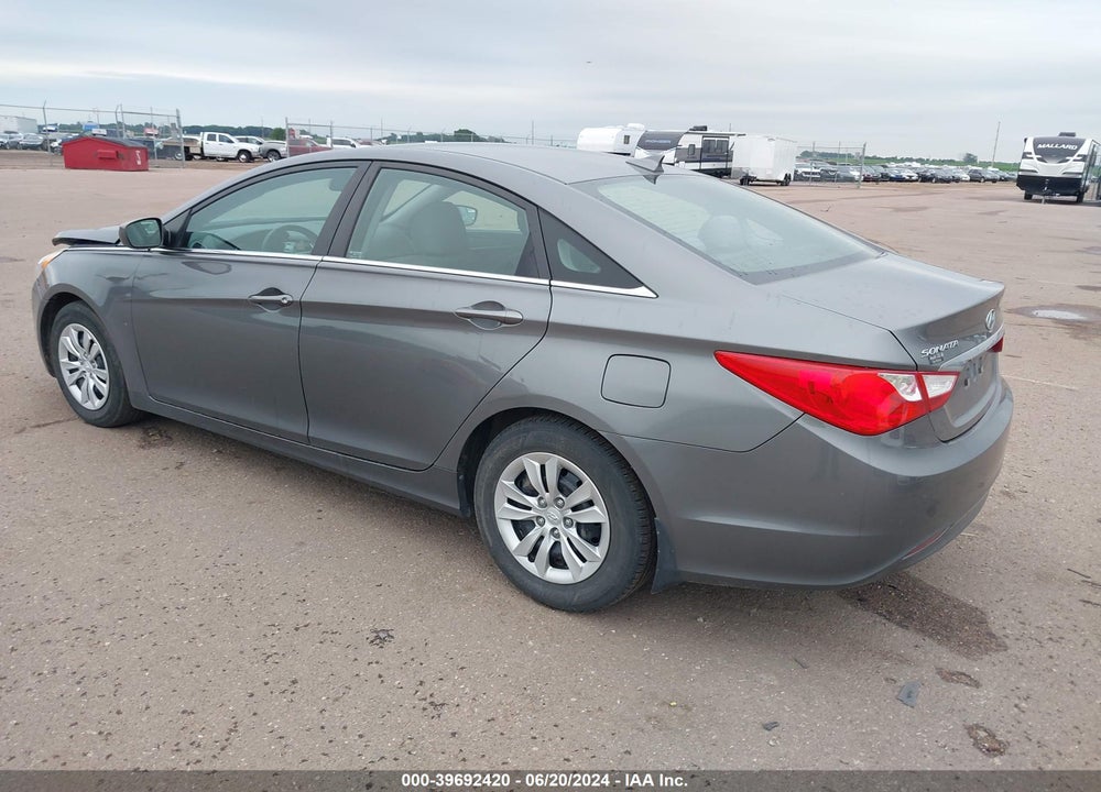 2013 HYUNDAI SONATA GLS VIN: 5NPEB4AC9DH535062
