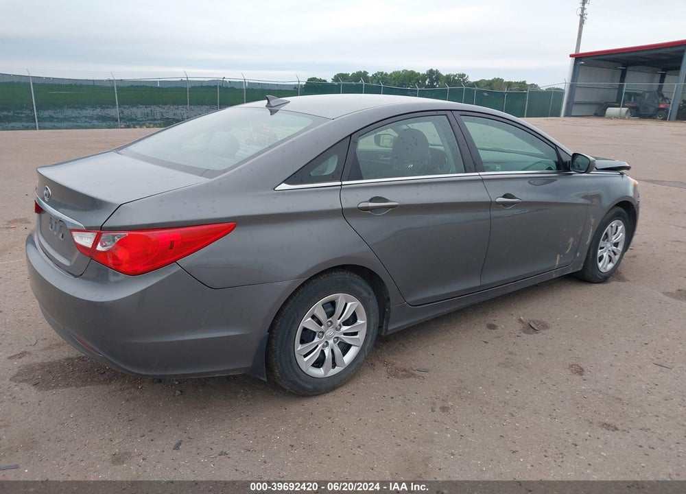 2013 HYUNDAI SONATA GLS VIN: 5NPEB4AC9DH535062