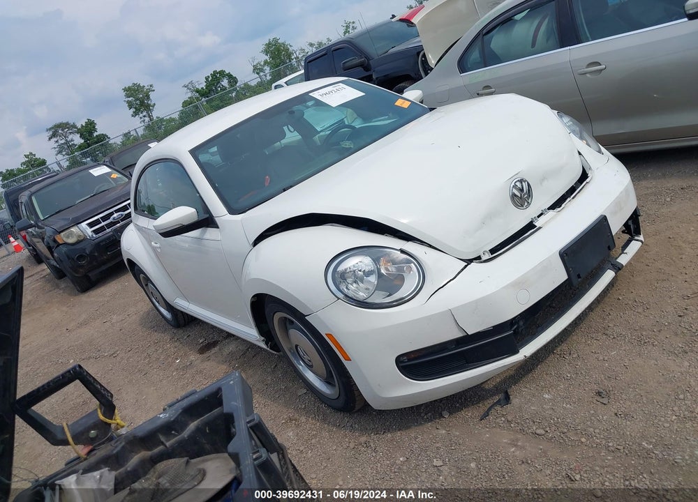 2012 VOLKSWAGEN BEETLE 2.5L VIN: 3VWJP7AT2CM607291
