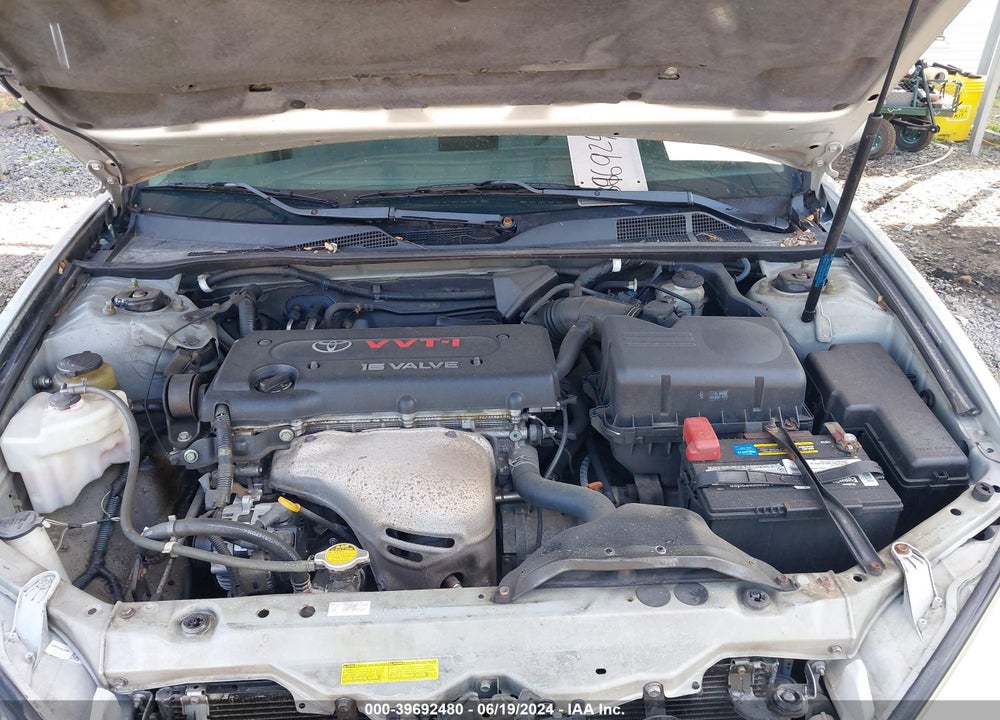 2004 TOYOTA CAMRY LE VIN: 4T1BE32K24U284607