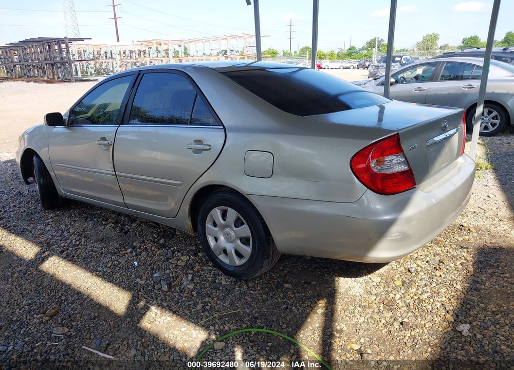 2004 TOYOTA CAMRY LE VIN: 4T1BE32K24U284607