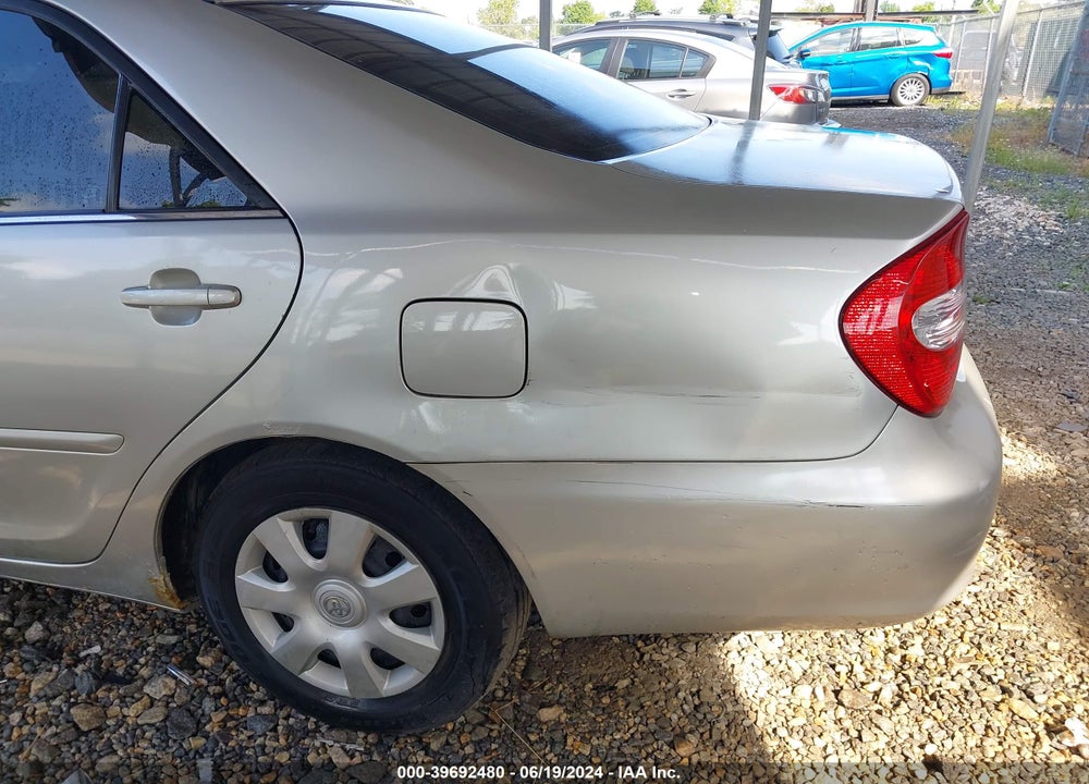 2004 TOYOTA CAMRY LE VIN: 4T1BE32K24U284607