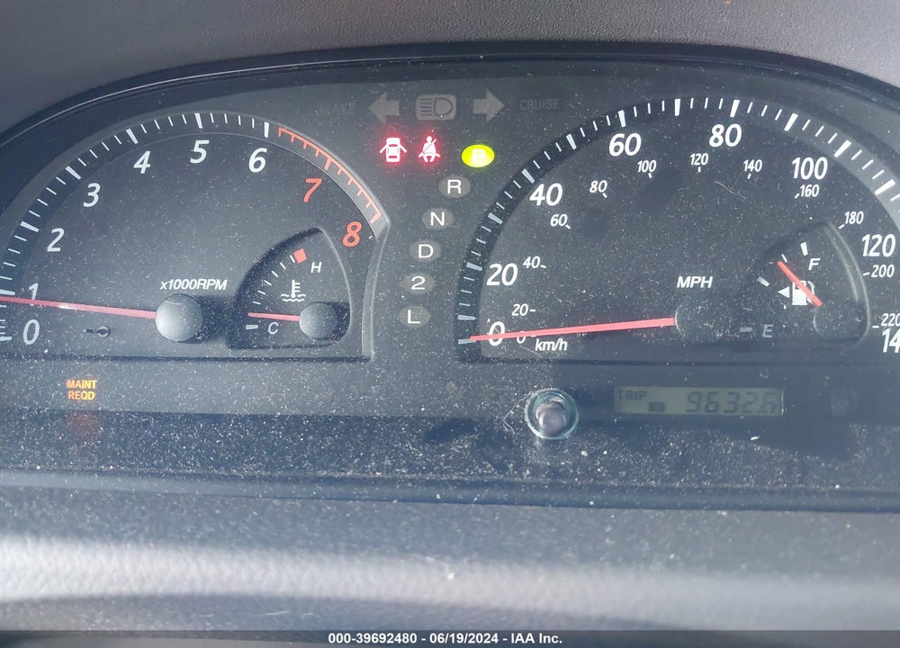 2004 TOYOTA CAMRY LE VIN: 4T1BE32K24U284607