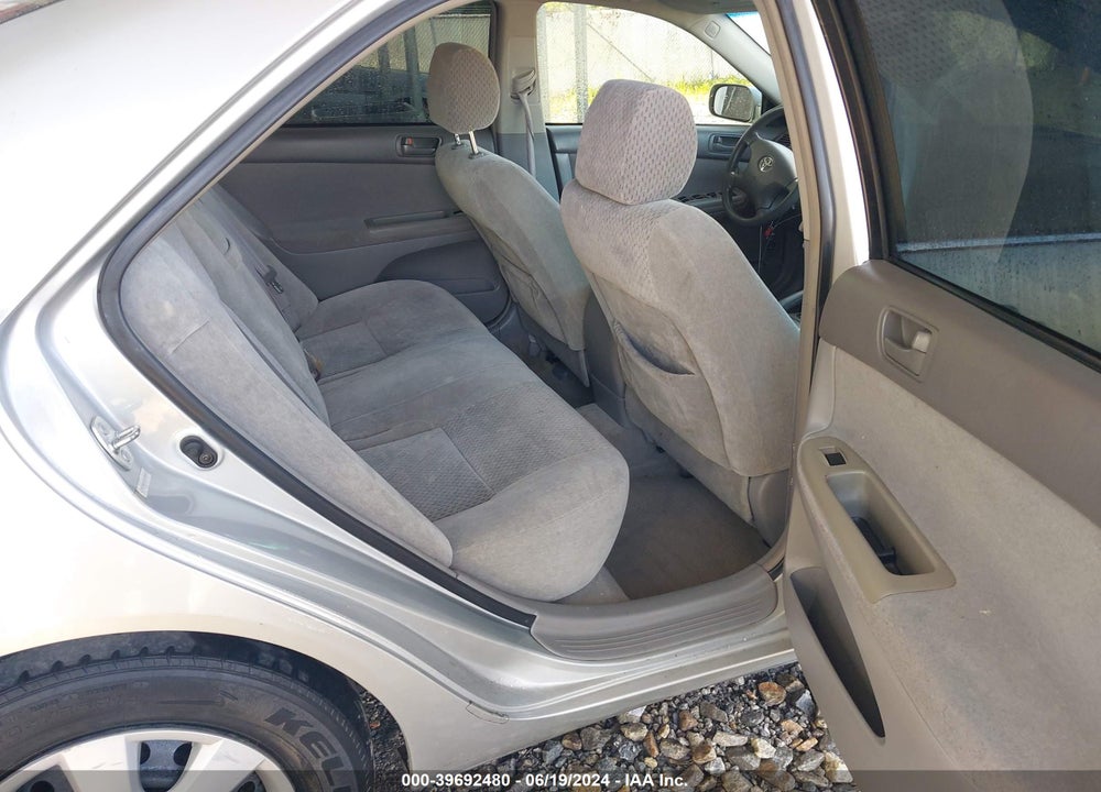 2004 TOYOTA CAMRY LE VIN: 4T1BE32K24U284607