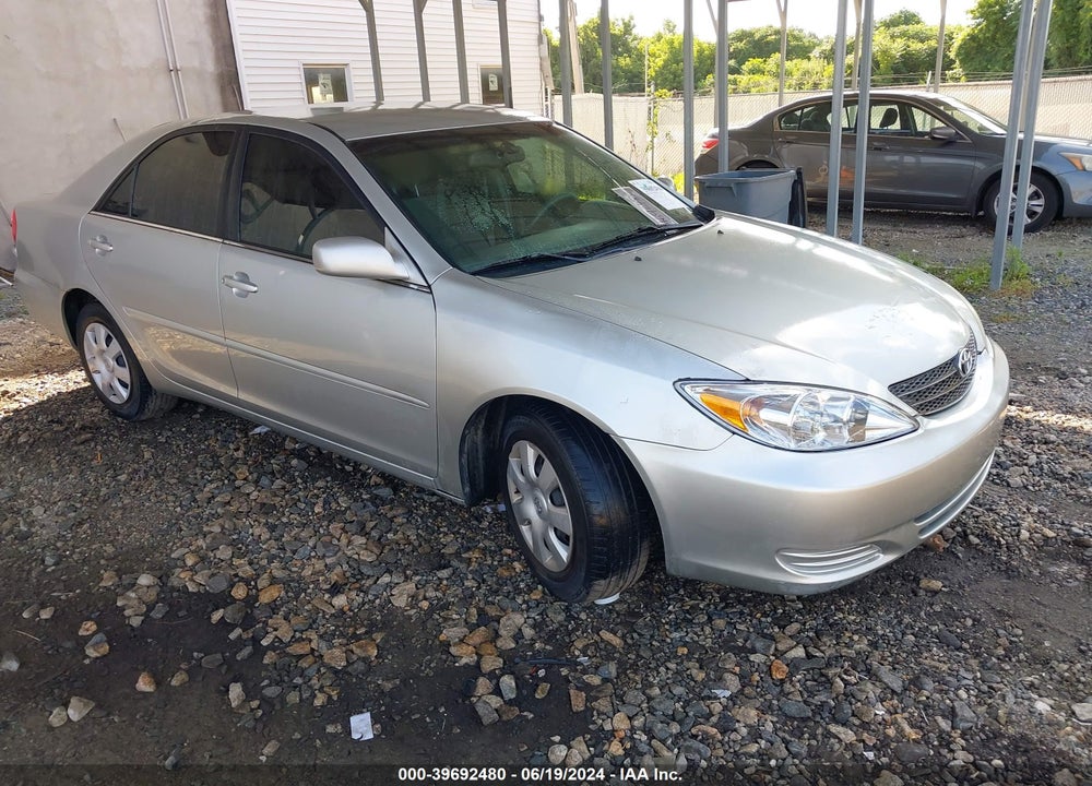 2004 TOYOTA CAMRY LE VIN: 4T1BE32K24U284607