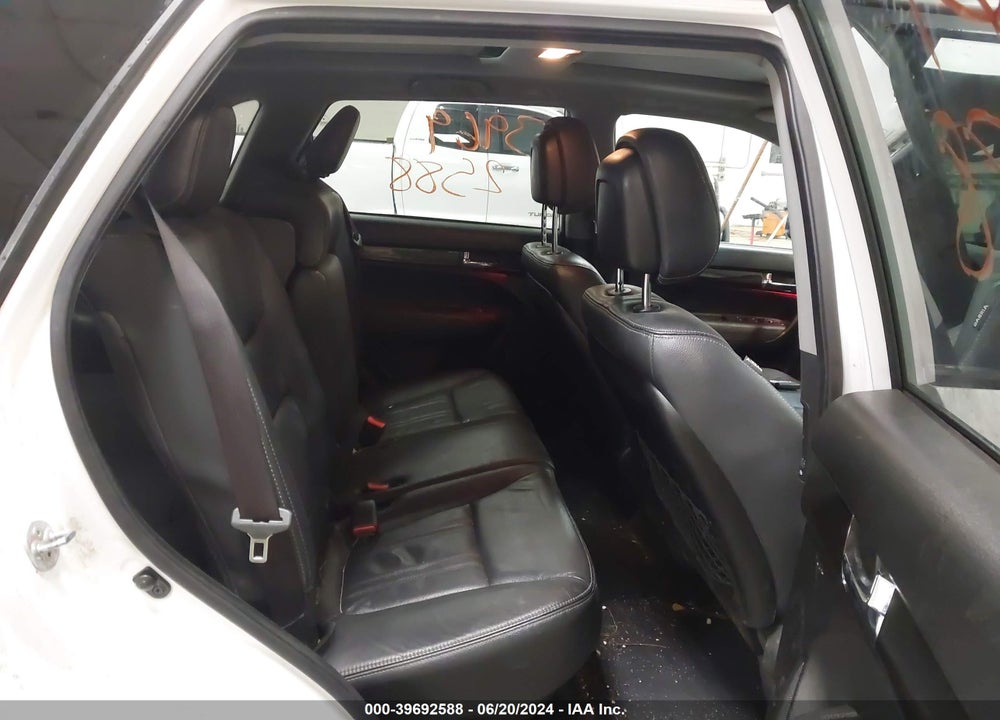 2013 KIA SORENTO EX V6 VIN: 5XYKUDA24DG365785
