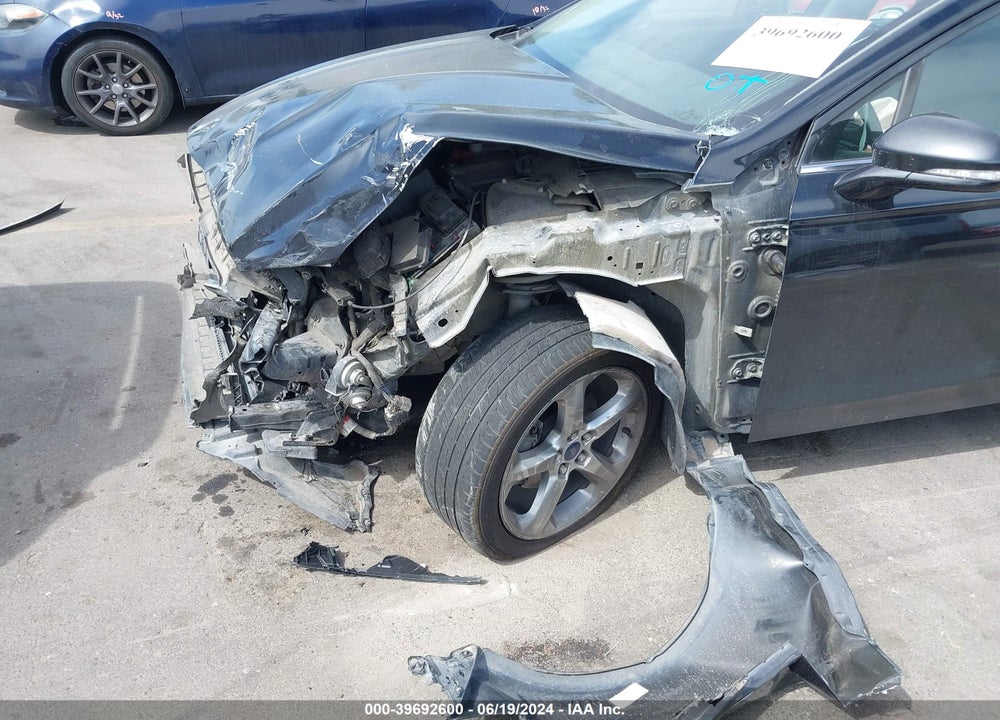 2014 FORD FUSION SE VIN: 3FA6P0HD5ER366207
