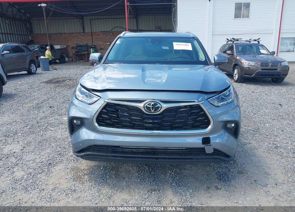 2024 TOYOTA HIGHLANDER LIMITED VIN: 5TDKDRBH0RS542939