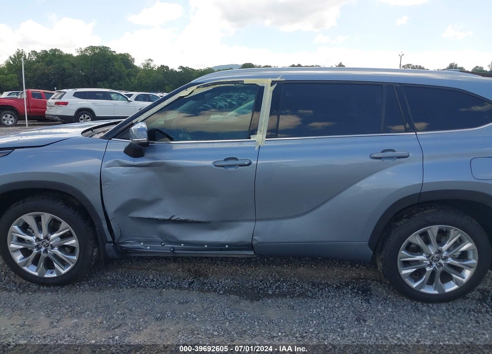 2024 TOYOTA HIGHLANDER LIMITED VIN: 5TDKDRBH0RS542939