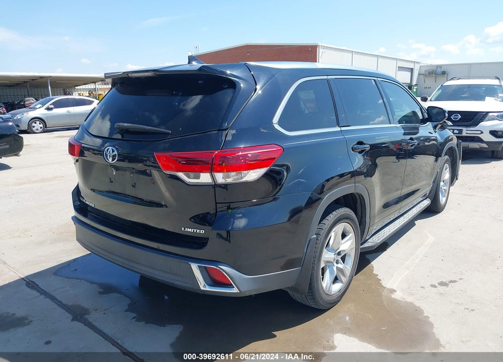 2018 TOYOTA HIGHLANDER LIMITED VIN: 5TDYZRFH8JS237800