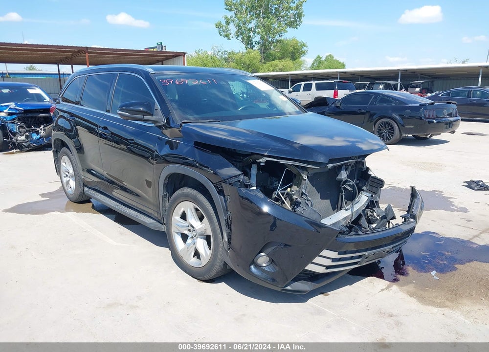 2018 TOYOTA HIGHLANDER LIMITED VIN: 5TDYZRFH8JS237800