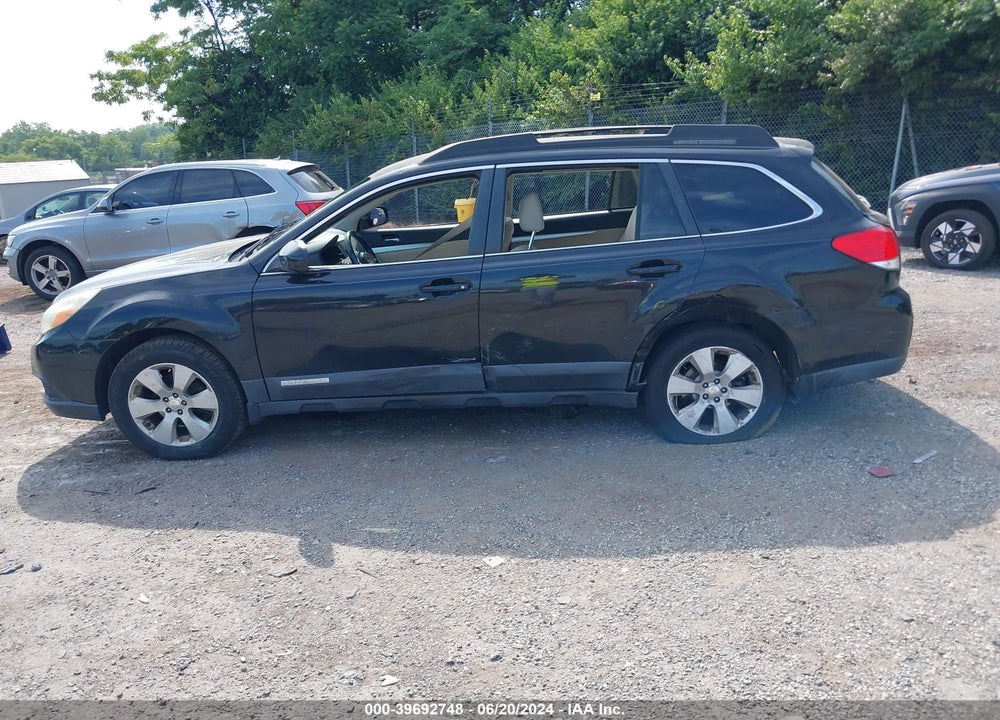 2010 SUBARU OUTBACK 2.5I PREMIUM VIN: 4S4BRBCC3A3318870