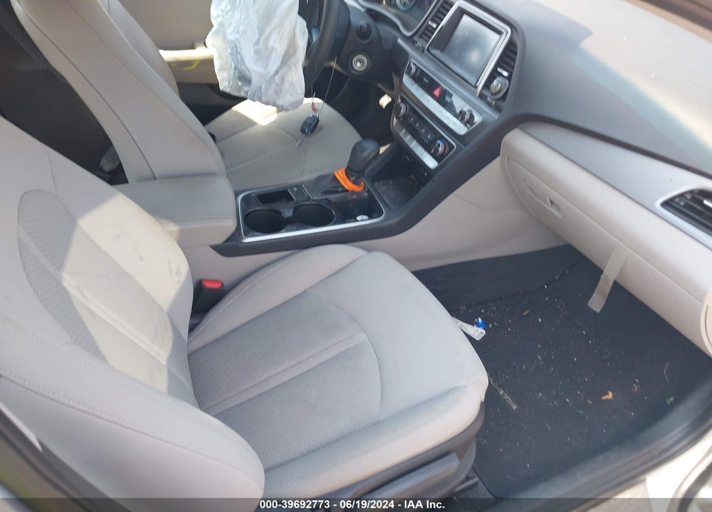 2019 HYUNDAI SONATA SE VIN: 5NPE24AF7KH795046