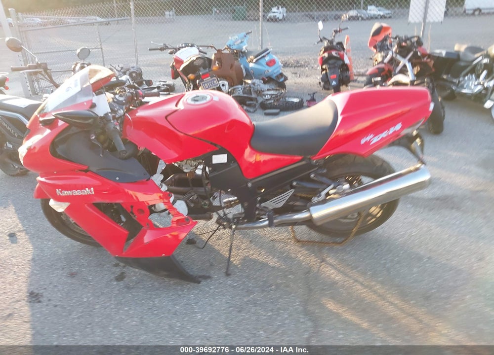 2006 KAWASAKI ZX1400 A VIN: JKBZXNA156A007221