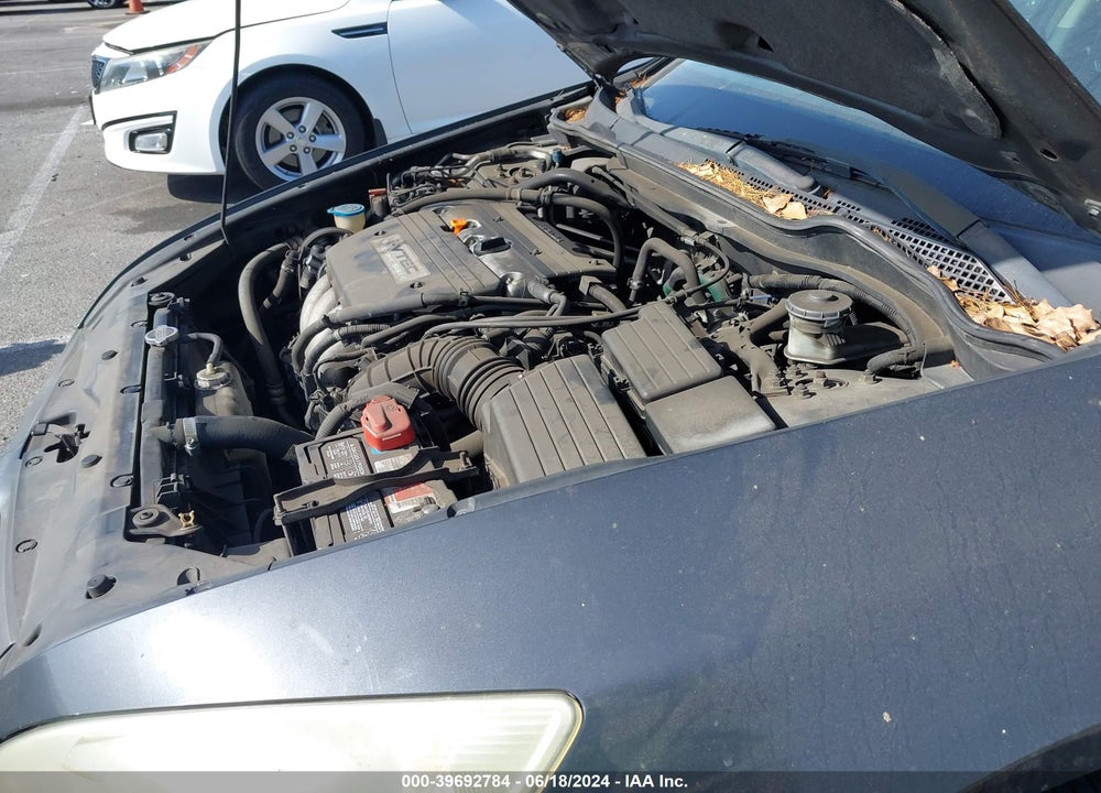 2004 HONDA ACCORD 2.4 LX VIN: 1HGCM56354A130986