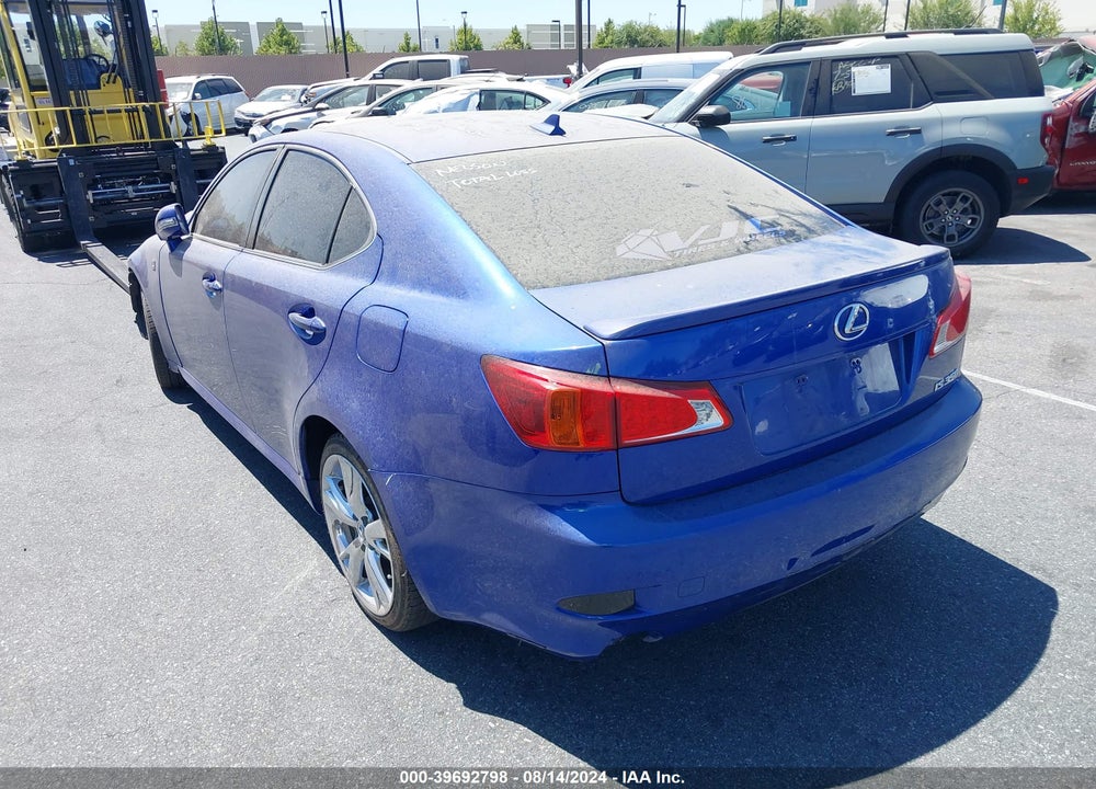 2011 LEXUS IS 350 VIN: JTHBE5C25B5026831