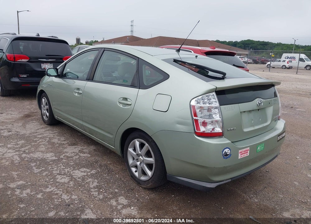 2008 TOYOTA PRIUS TOURING VIN: JTDKB20U583350879